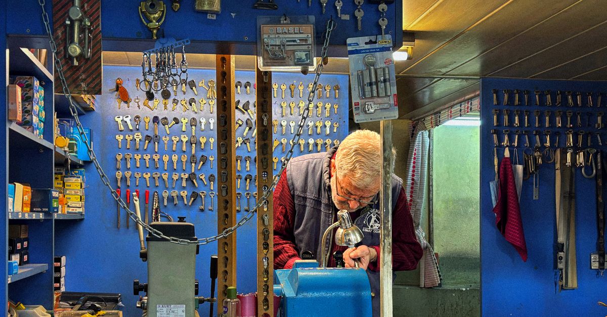 Services Included in Our Commercial Locksmith and Master Key Programs — A1 Brampton Locksmiths