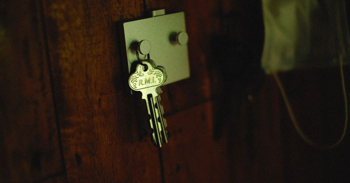 What to Expect from Our Mobile Door Knob Lock Replacement Service — A1 Brampton Locksmiths